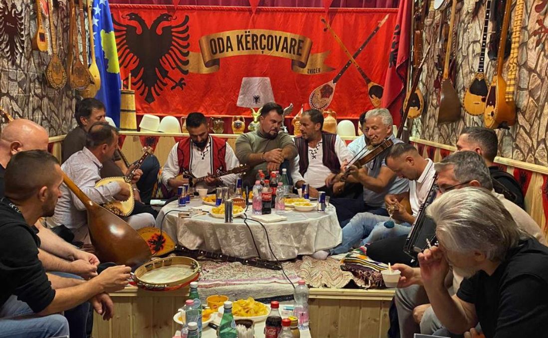 Oda kërçovare vazhdon me aktivitetet tradicionale në zvicër (FOTO)